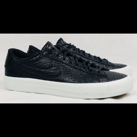 nike blazer low croc